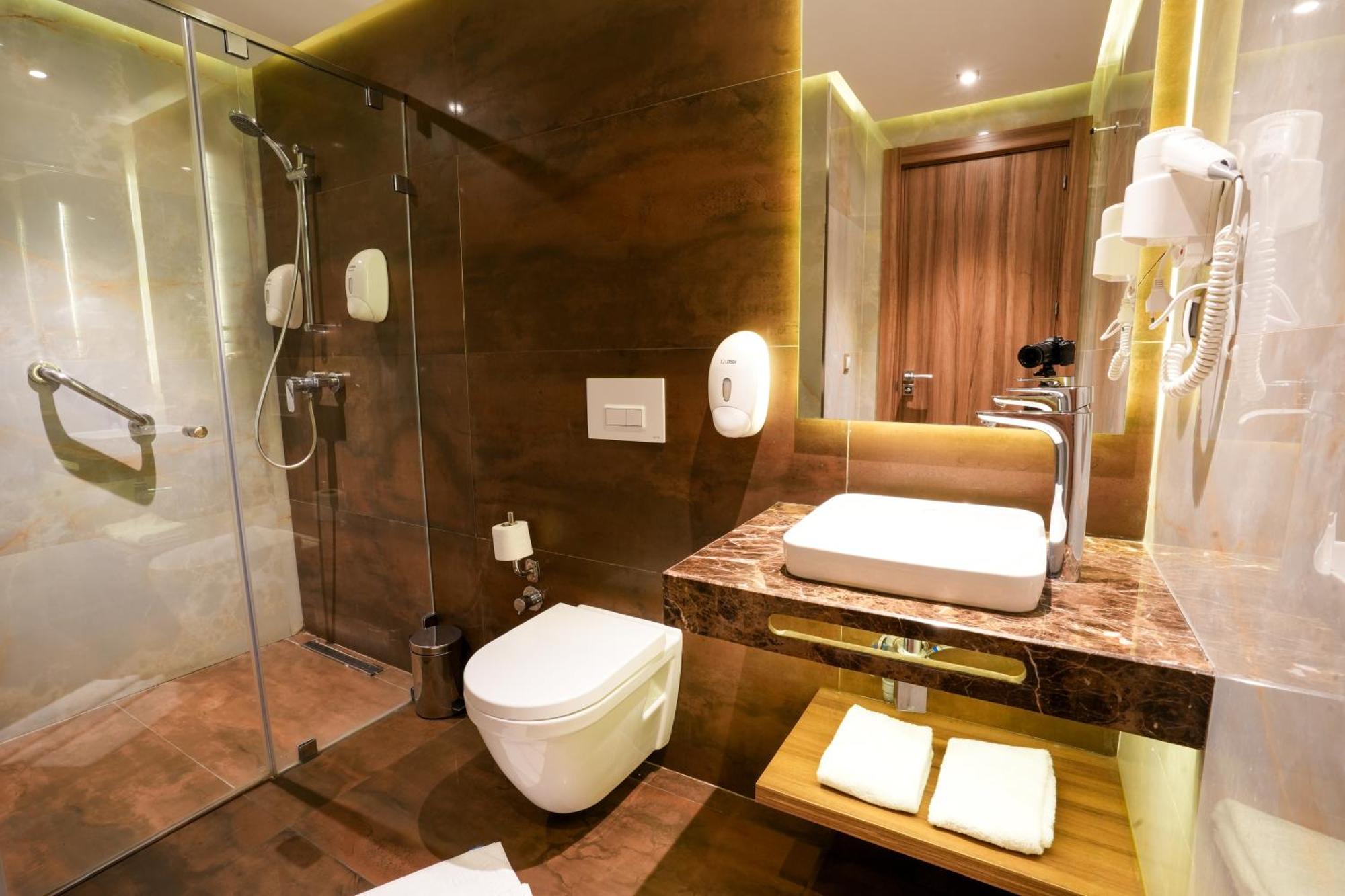 First Suites Hotel Rabat Exteriér fotografie