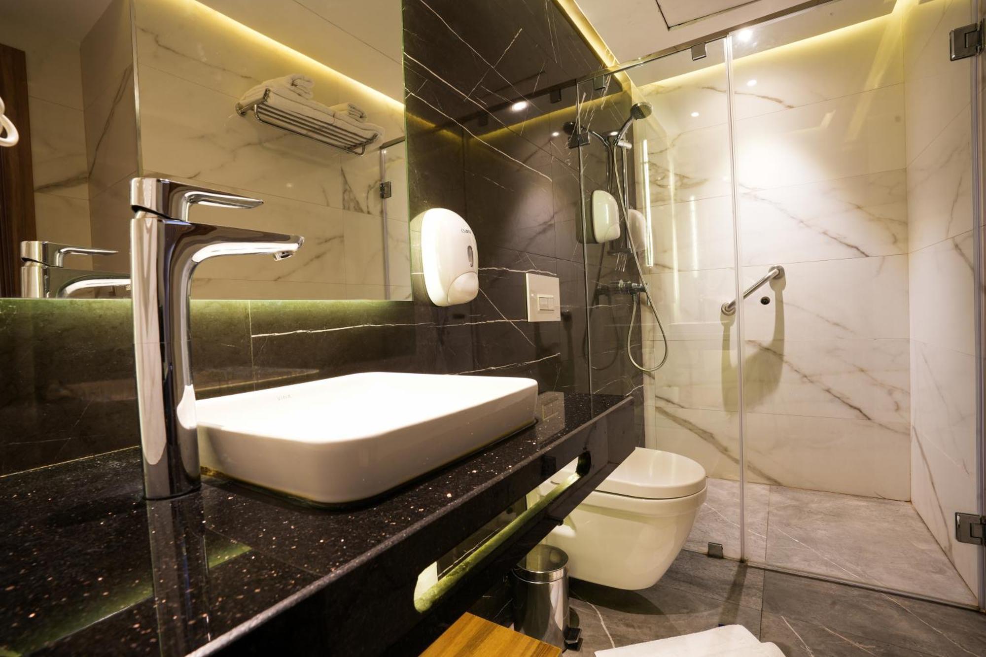 First Suites Hotel Rabat Exteriér fotografie